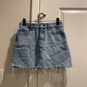 Pacsun light denim skirt, size 26